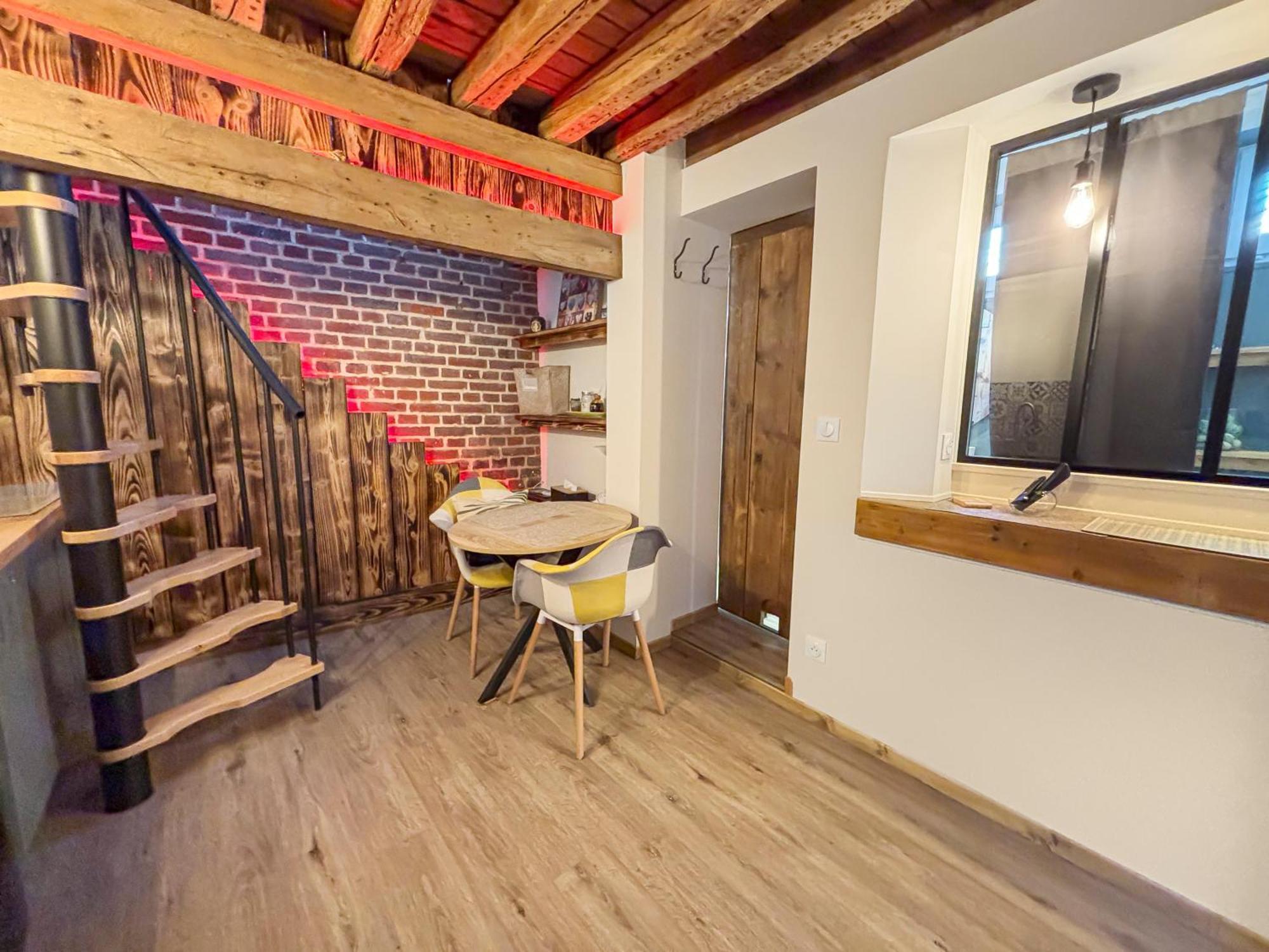 Duplex Cosy Avec Netflix & Amazon Prime Apartment Beauvais Exterior photo