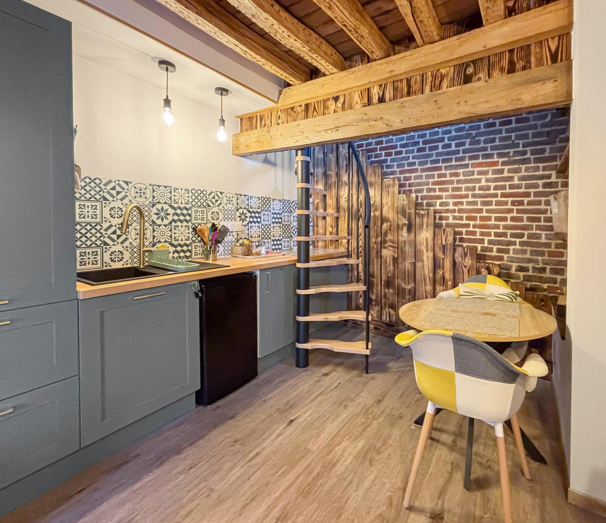 Duplex Cosy Avec Netflix & Amazon Prime Apartment Beauvais Exterior photo